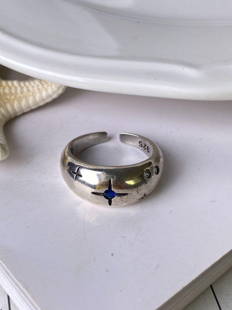 This Is An Antique-Finish Open Ring In S925 Silver